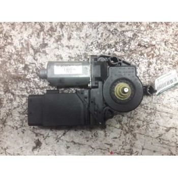 MOTOR ELEVALUNAS DELANTERO DERECHO 9776105415301 0130821764 F005S00058