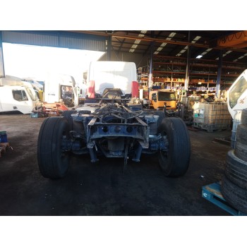 mercedes-benz axor 3-ejes 25/26t 2004  del año 2006