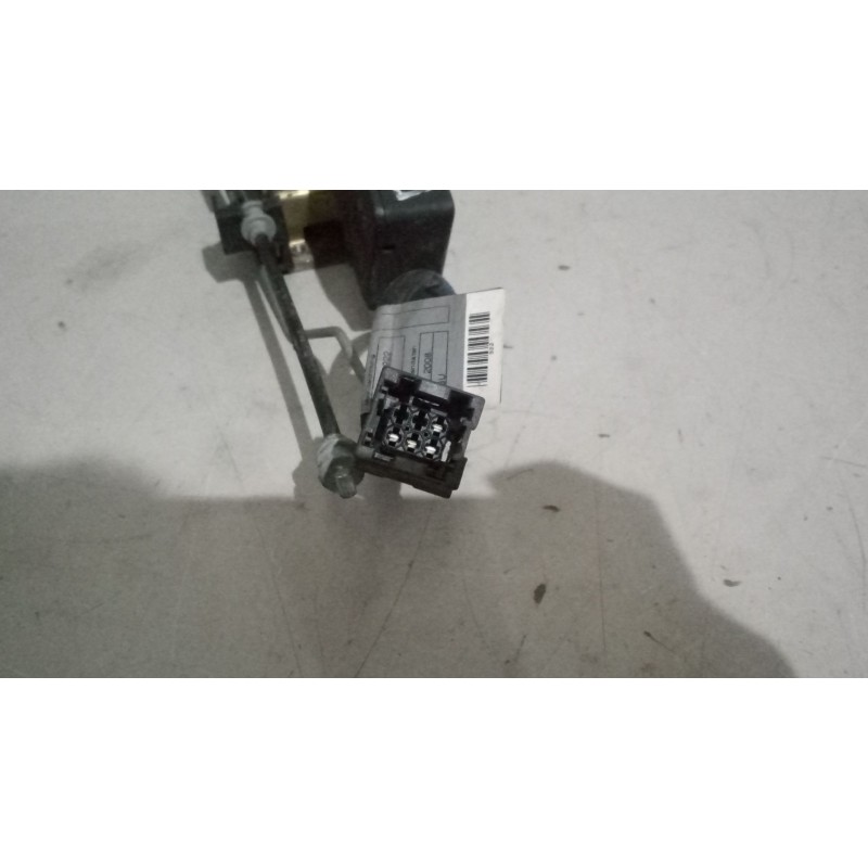 Recambio de cerradura puerta delantera derecha para volvo fl 280 7.2 diesel referencia OEM IAM 20864258 - Blanco 4
