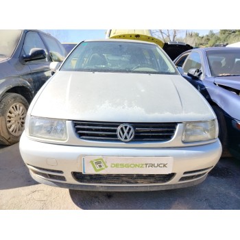 volkswagen polo berlina (6n1) del año 1999