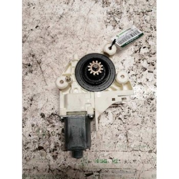 MOTOR ELEVALUNAS DELANTERO DERECHO 0130822216 4M5T14553 