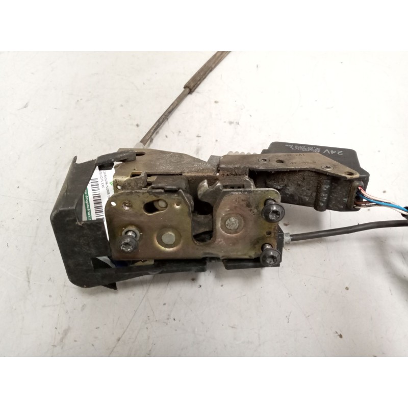 Recambio de cerradura puerta delantera izquierda para volvo fl 280 7.2 diesel referencia OEM IAM 20864256 - Blanco 2