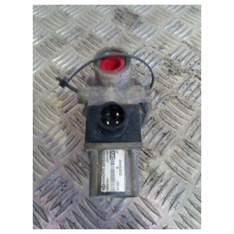 Recambio de valvula aire para renault premium route 2006 fas 4x2 larga distancia referencia OEM IAM 20516342 BR9191 ELECTRO VALV - Rojo