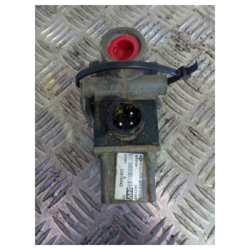 Recambio de valvula aire para renault premium route 2006 fas 4x2 larga distancia referencia OEM IAM 20516342 BR9191 ELECTRO VALV - Rojo