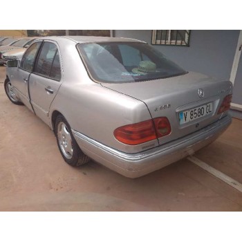 mercedes-benz clase e (w210) berlina diesel del año 1999