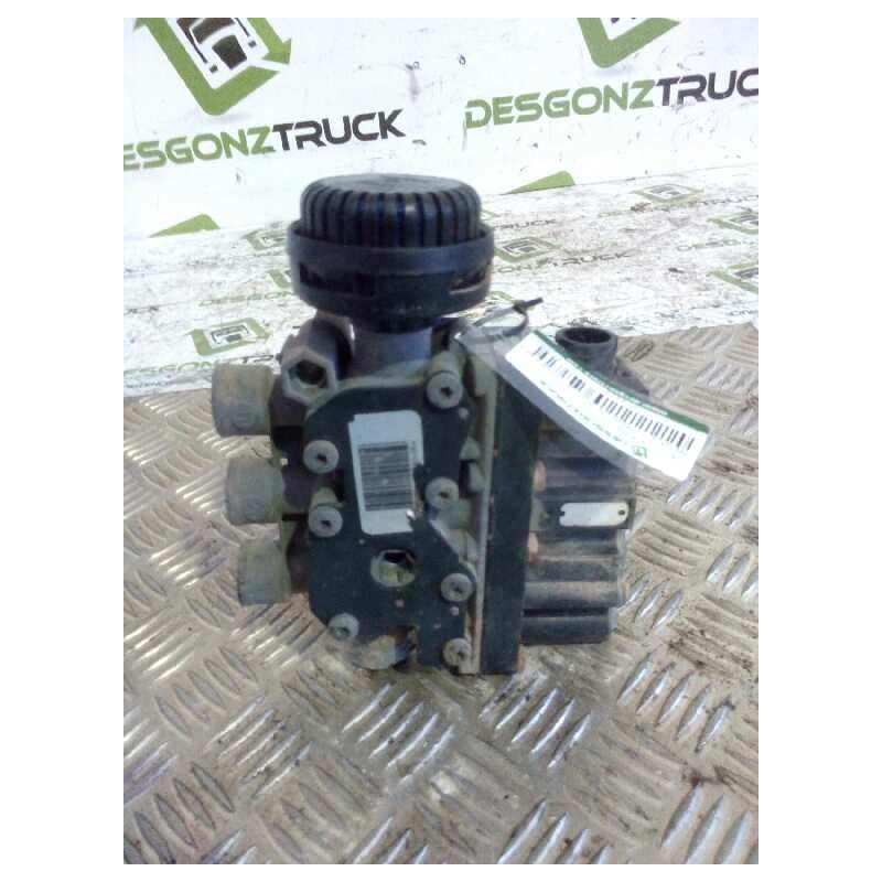 Recambio de valvula aire para renault premium route 2006 fas 4x2 larga distancia referencia OEM IAM 4728800300  VALVULA CONTROL - Rojo