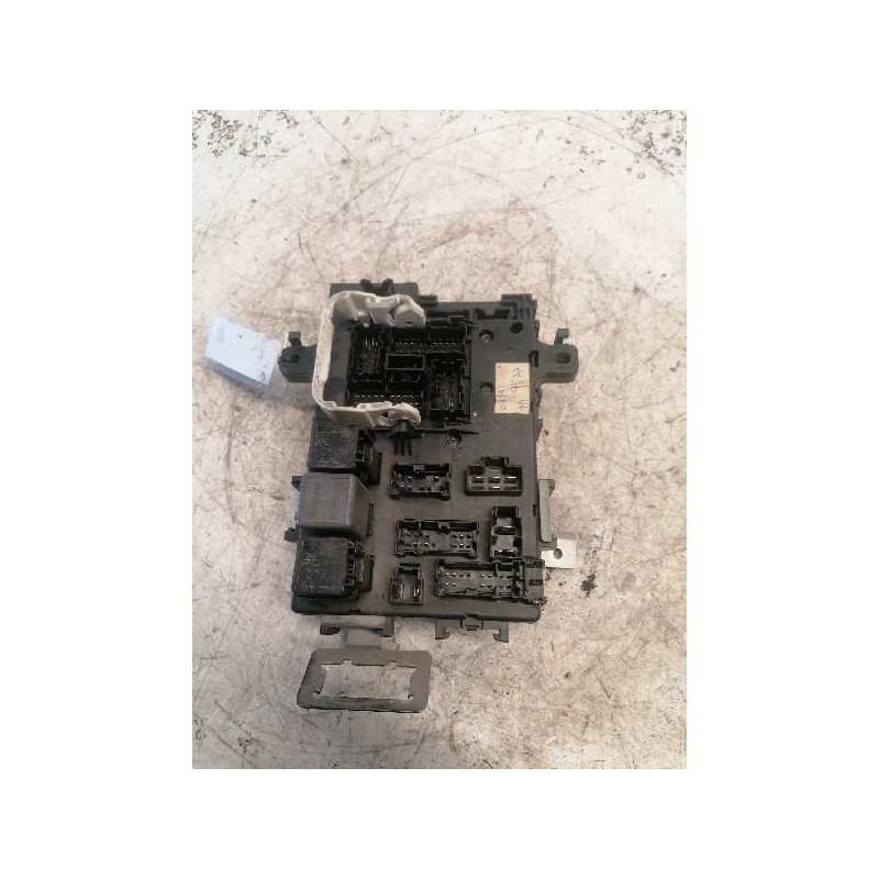 Recambio de caja reles / fusibles para nissan primera berlina (p11) comfort referencia OEM IAM 285519F 5WK48542 3