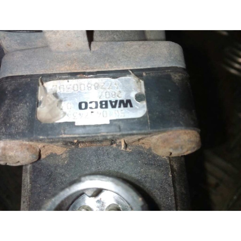 Recambio de valvula aire para renault premium route 2006 fas 4x2 larga distancia referencia OEM IAM 4728800300  VALVULA CONTROL - Rojo 2
