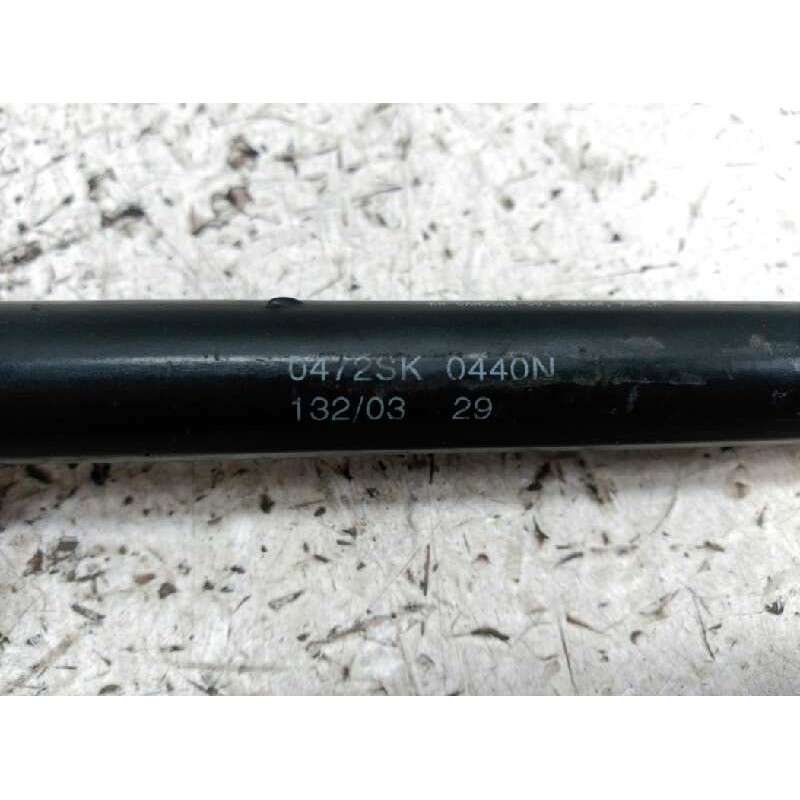 Recambio de amortiguadores capo para kia carnival ii 2.9 cdri ex referencia OEM IAM 0472SK 440N DERECHA 2