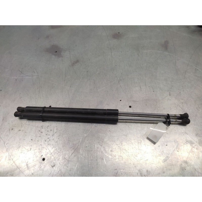 Recambio de amortiguadores maletero / porton para peugeot 308 sw envy referencia OEM IAM  670N - Negro 2