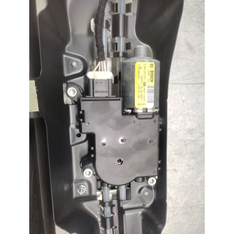 Recambio de cortina cristal panoramico para peugeot 308 confort referencia OEM IAM 9680477680 - Negro 2