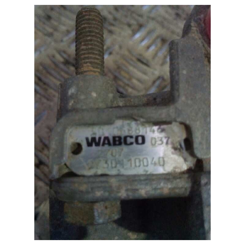 Recambio de valvula aire para renault premium route 2006 fas 4x2 larga distancia referencia OEM IAM 5010588146 9730110040 - Rojo 2