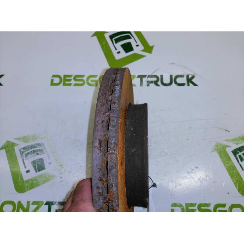Recambio de disco freno delantero para nissan serena (c23m) 2.0 slx diesel referencia OEM IAM 2