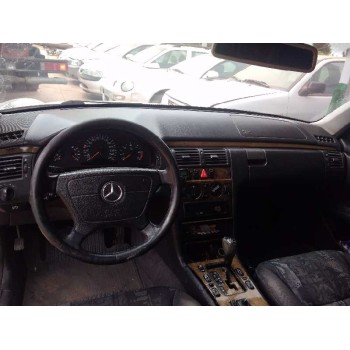 mercedes-benz clase e (w210) berlina diesel del año 1999