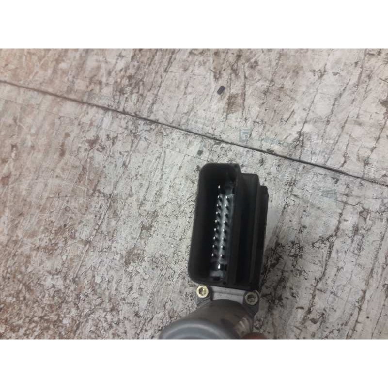 Recambio de motor elevalunas trasero derecho para volkswagen golf iv berlina (1j1) conceptline referencia OEM IAM 9776105407301 4