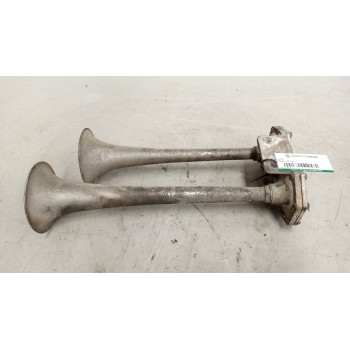 Recambio de claxon para nissan l-80.09 referencia OEM IAM   TROMPETA