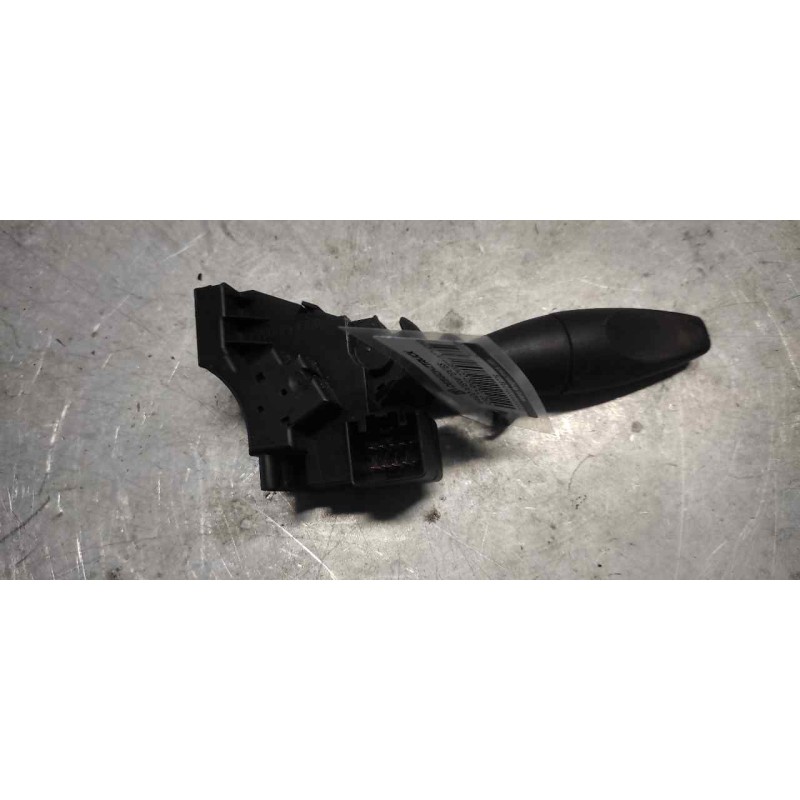 Recambio de mando intermitentes para ford tourneo connect (tc7) kombi corta referencia OEM IAM 211113335 2
