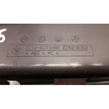 Recambio de guarnecidos varios para bmw serie 3 berlina (e46) 320d referencia OEM IAM 51168213680 CARCASA CONSOLA CENTRAL 