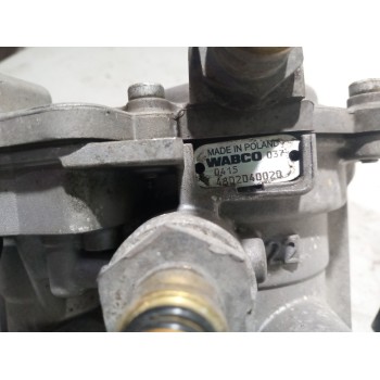 Recambio de valvula aire para iveco stralis (ad/at) referencia OEM IAM 4802040020 valvula control remolque 