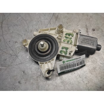 MOTOR ELEVALUNAS TRASERO IZQUIERDO A2048200542 0130822505 5 PINS
