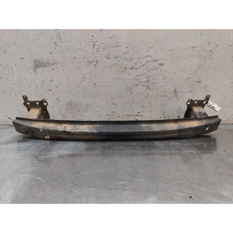 Recambio de refuerzo paragolpes delantero para ssangyong rodius i 2.7 xdi referencia OEM IAM   