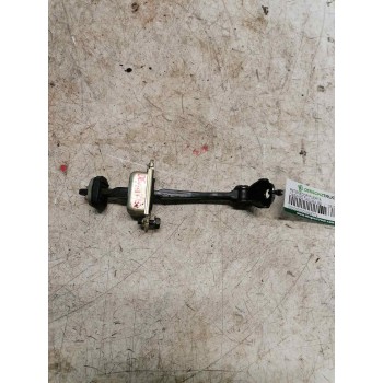 RETENEDOR PUERTA DELANTERA IZQUIERDA