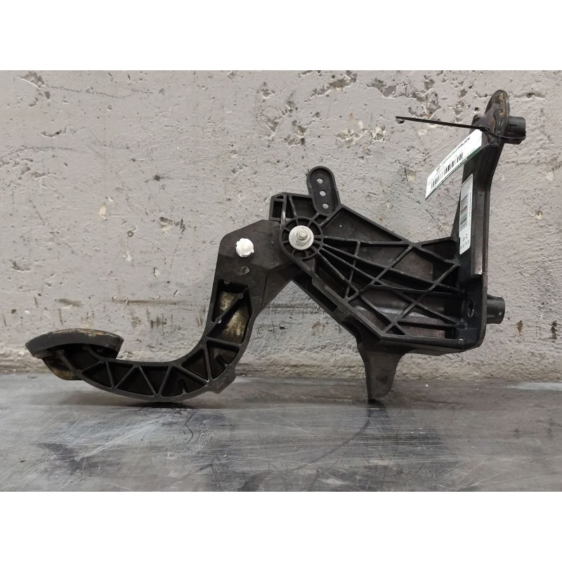 Recambio de pedal embrague para peugeot 208 ii (ub_, up_, uw_, uj_) 1.5 bluehdi 100 referencia OEM IAM 9824263080 - Blanco 3