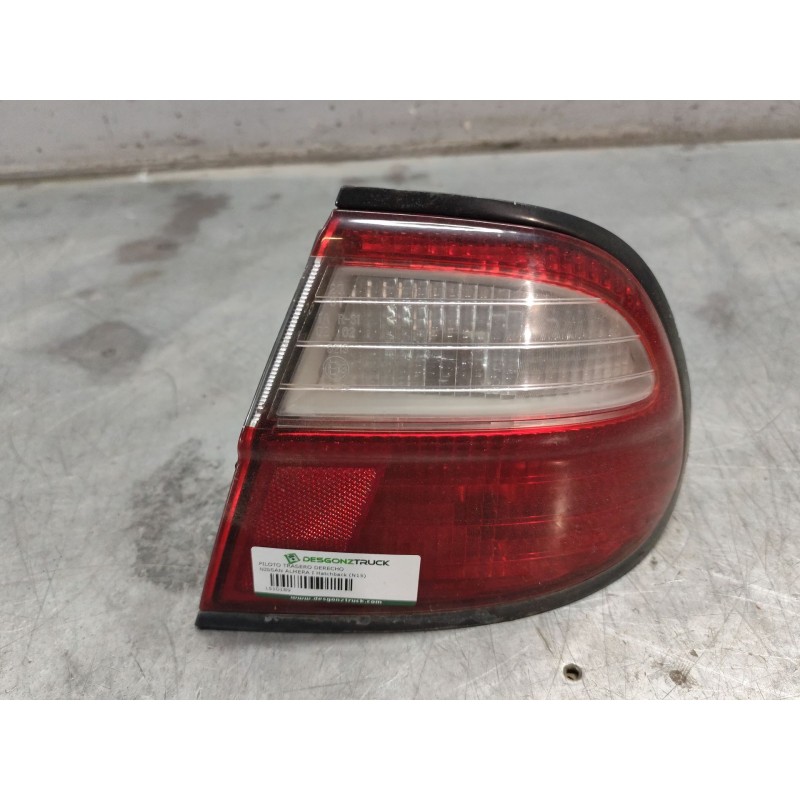 Recambio de piloto trasero derecho para nissan almera i hatchback (n15) 2.0 d referencia OEM IAM   