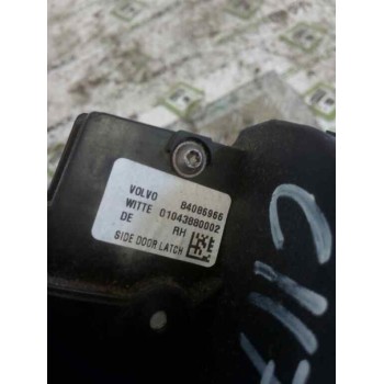 Recambio de cerradura puerta delantera derecha para renault serie t fg 4x2 cabina high-sleeper referencia OEM IAM 84086966  