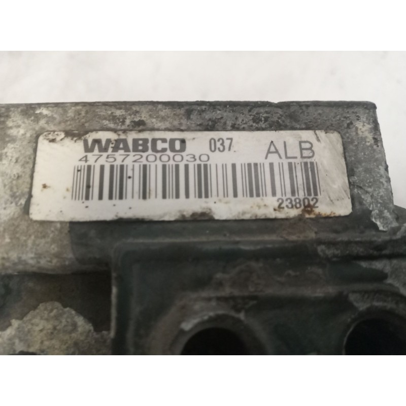 Recambio de valvula aire para daf serie lf45 desde 06 referencia OEM IAM 4757200030 - Blanco 5