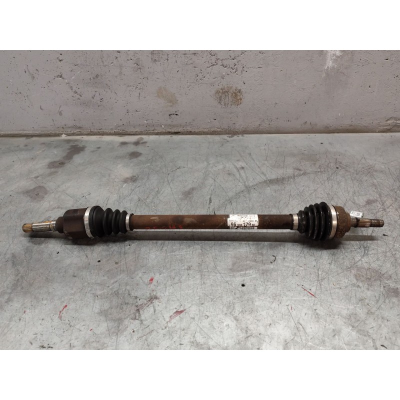Recambio de transmision delantera derecha para peugeot 207 1.4 hdi referencia OEM IAM 9659317980  