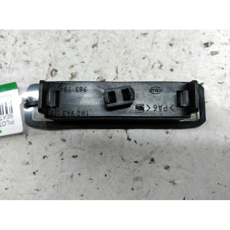 Recambio de piloto matricula para seat toledo (1m2) stella referencia OEM IAM 2