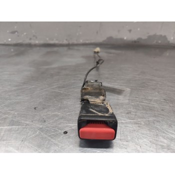 ENGANCHE CINTURON TRASERO IZQUIERDO ET76A613K21DE 627437700E 