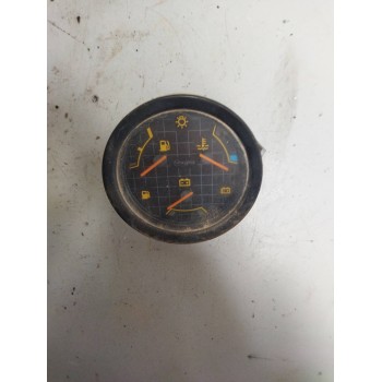 CUADRO INSTRUMENTOS INDICADOR NIVEL COMBUSTIBLE INDICADOR TEMPERATURA AGUA
