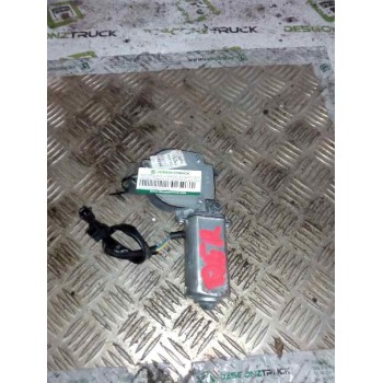 MOTOR ELEVALUNAS DELANTERO DERECHO 