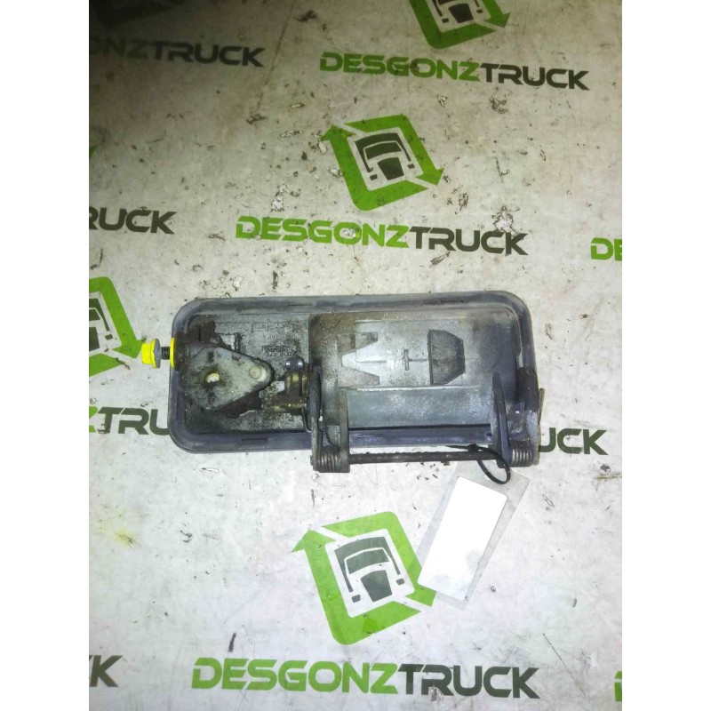 Recambio de maneta exterior delantera izquierda para volvo fh 480 12.8 diesel referencia OEM IAM 20398466 - Amarillo 2