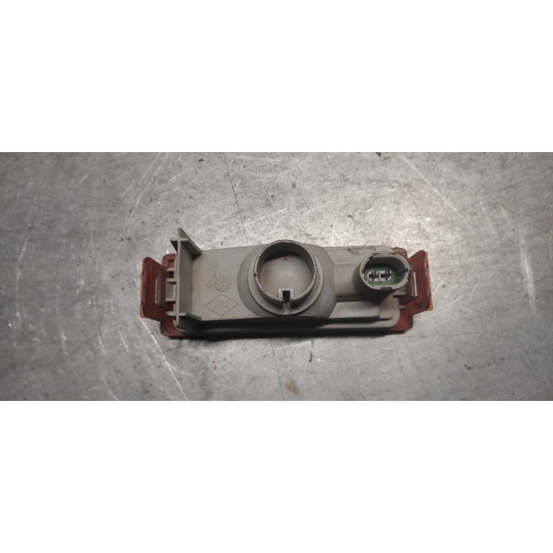 Recambio de piloto delantero derecho para renault rapid/express (f40) 1.2 referencia OEM IAM 2