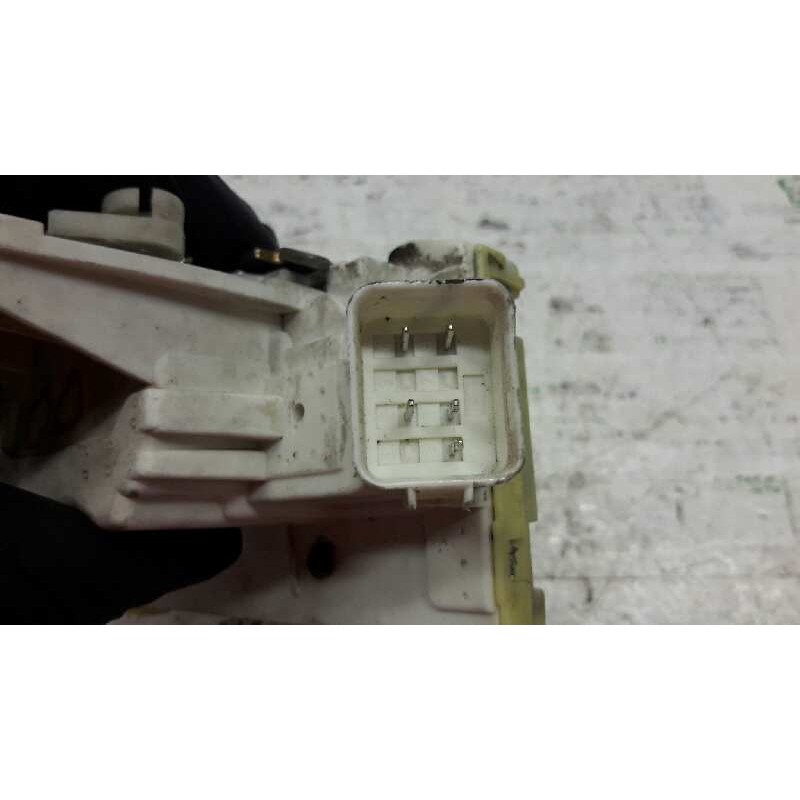 Recambio de cerradura puerta delantera derecha para ford focus berlina (cak) ghia referencia OEM IAM XS41A21812CF 2