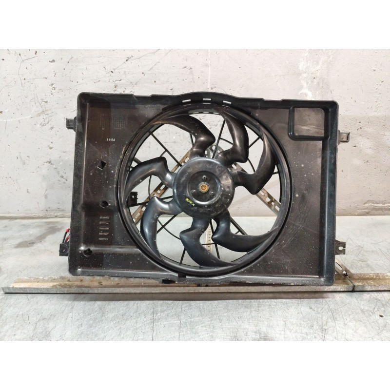 Recambio de electroventilador para kia niro i (de) e-niro referencia OEM IAM 25380G7000  