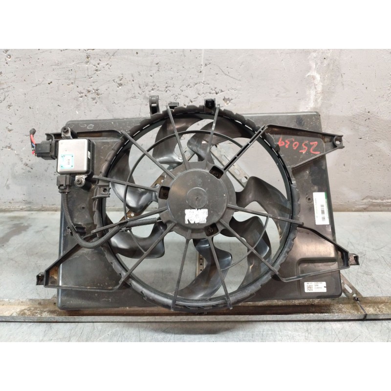 Recambio de electroventilador para kia niro i (de) e-niro referencia OEM IAM 25380G7000 - Blanco 3