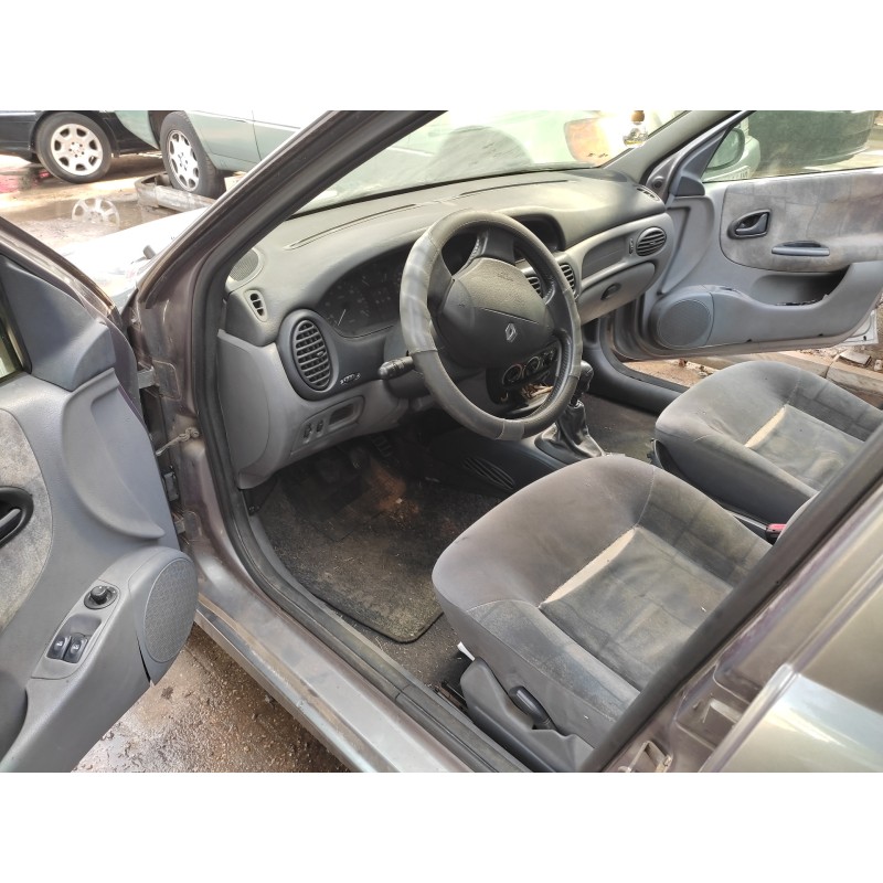 RENAULT MEGANE I CLASSIC (LA0)