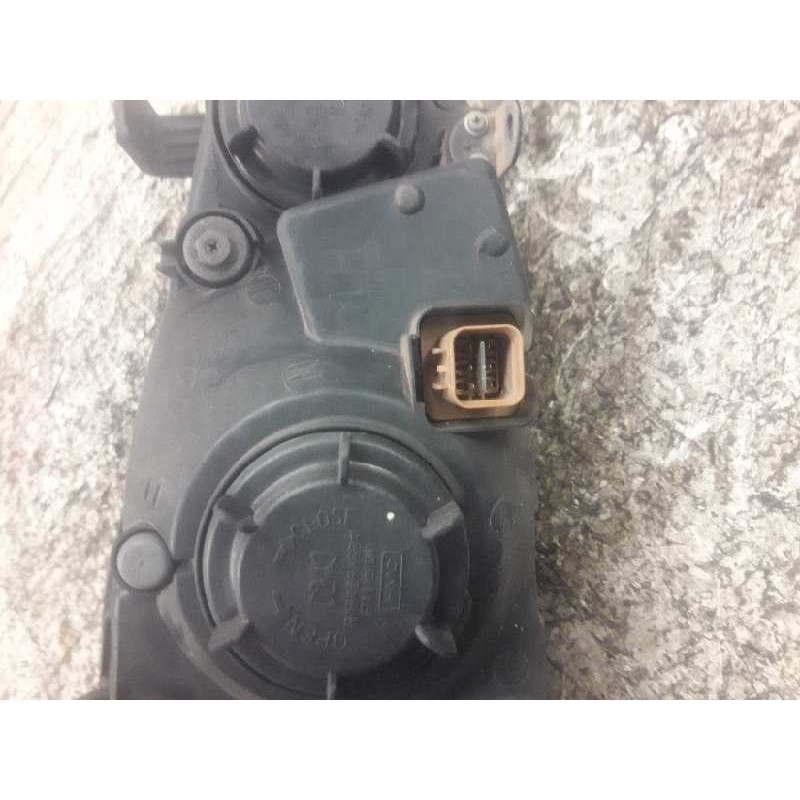 Recambio de faro izquierdo para hyundai elantra (xd) 2.0 gls (4-ptas.) (2004) referencia OEM IAM 3