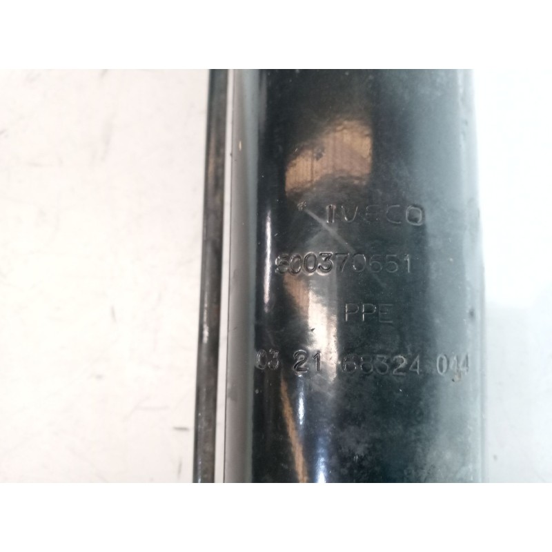Recambio de brazo elevacion cabina para iveco stralis (ad/at) 7.8 diesel referencia OEM IAM 500370651 - Rojo 2