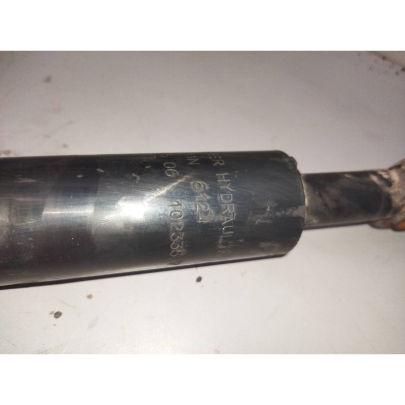 Recambio de brazo elevacion cabina para man tg - a 18.480 12.4 diesel referencia OEM IAM 81417236124 - Blanco 3