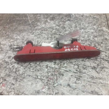 Recambio de luz central de freno para peugeot partner kombi access referencia OEM IAM 9682830180 9688528980 2 PINS