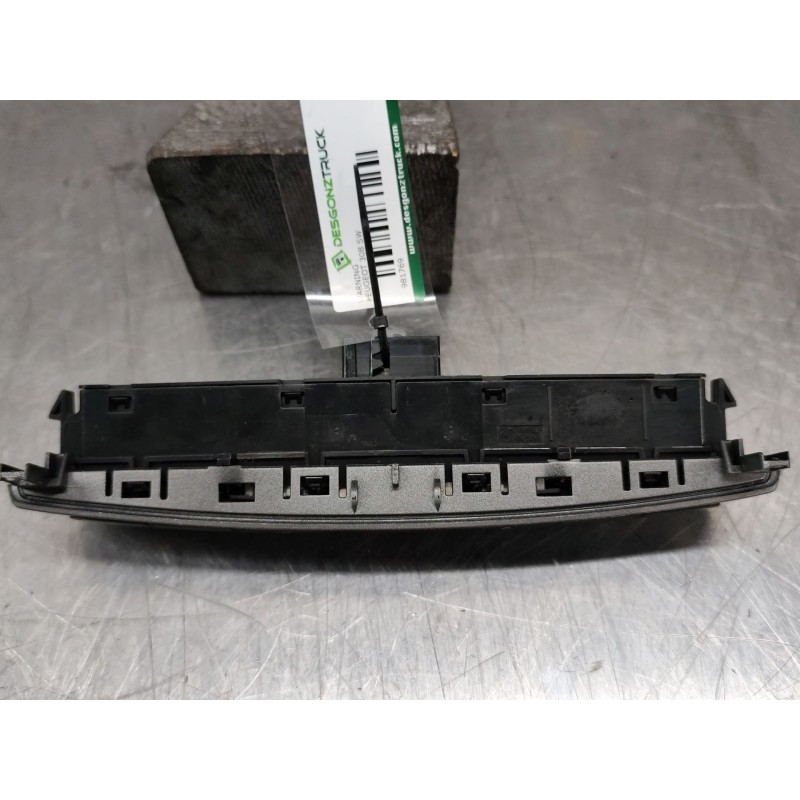 Recambio de warning para peugeot 308 sw envy referencia OEM IAM - Negro 2
