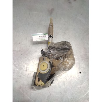 CINTURON SEGURIDAD TRASERO DERECHO 