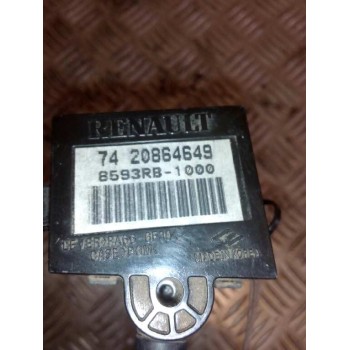 Recambio de mando intarder para renault premium route 2006 fas 4x2 larga distancia referencia OEM IAM 7420864649  