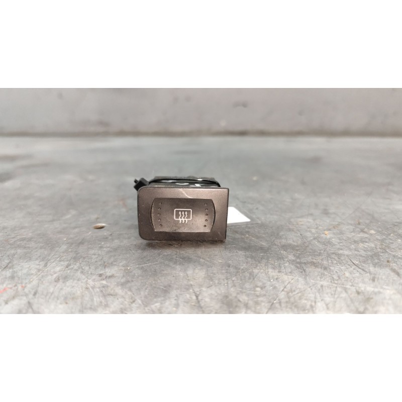Recambio de boton antivaho para volkswagen golf iv berlina (1j1) 1.9 tdi referencia OEM IAM 1J0959621C  