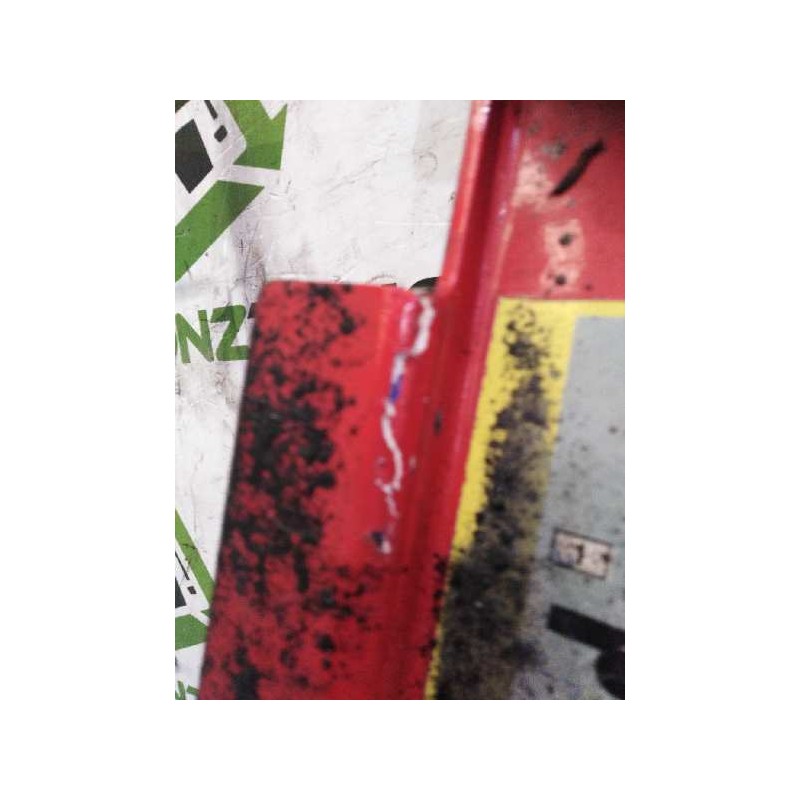 Recambio de molduras traseras para renault magnum ab 2005 referencia OEM IAM 5010599252 MOLDURA LATERAL TRASERA DERECHA PUERTA L - Rojo 3